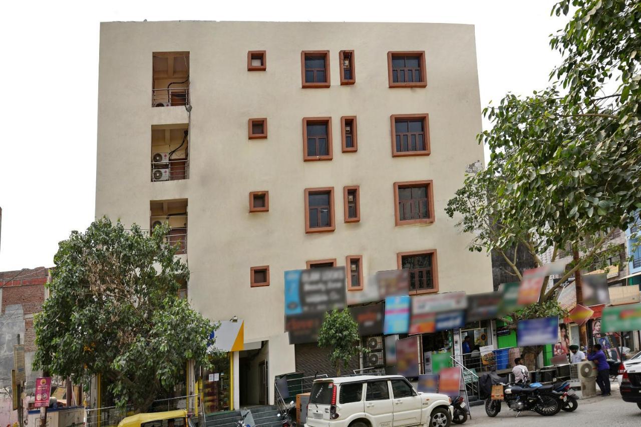 Capital O Tsl Stay Homes Indirapuram Exterior photo